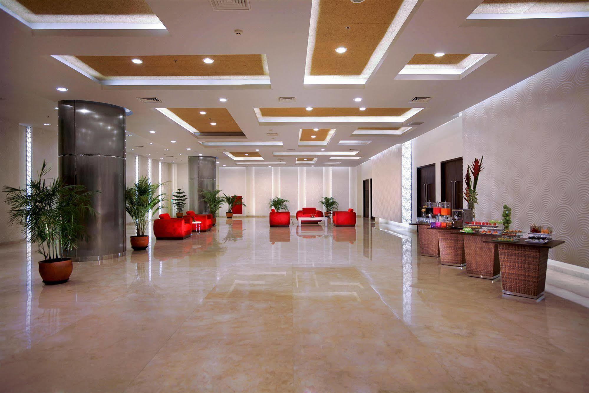 Atria Hotel Μαλάνγκ Εξωτερικό φωτογραφία