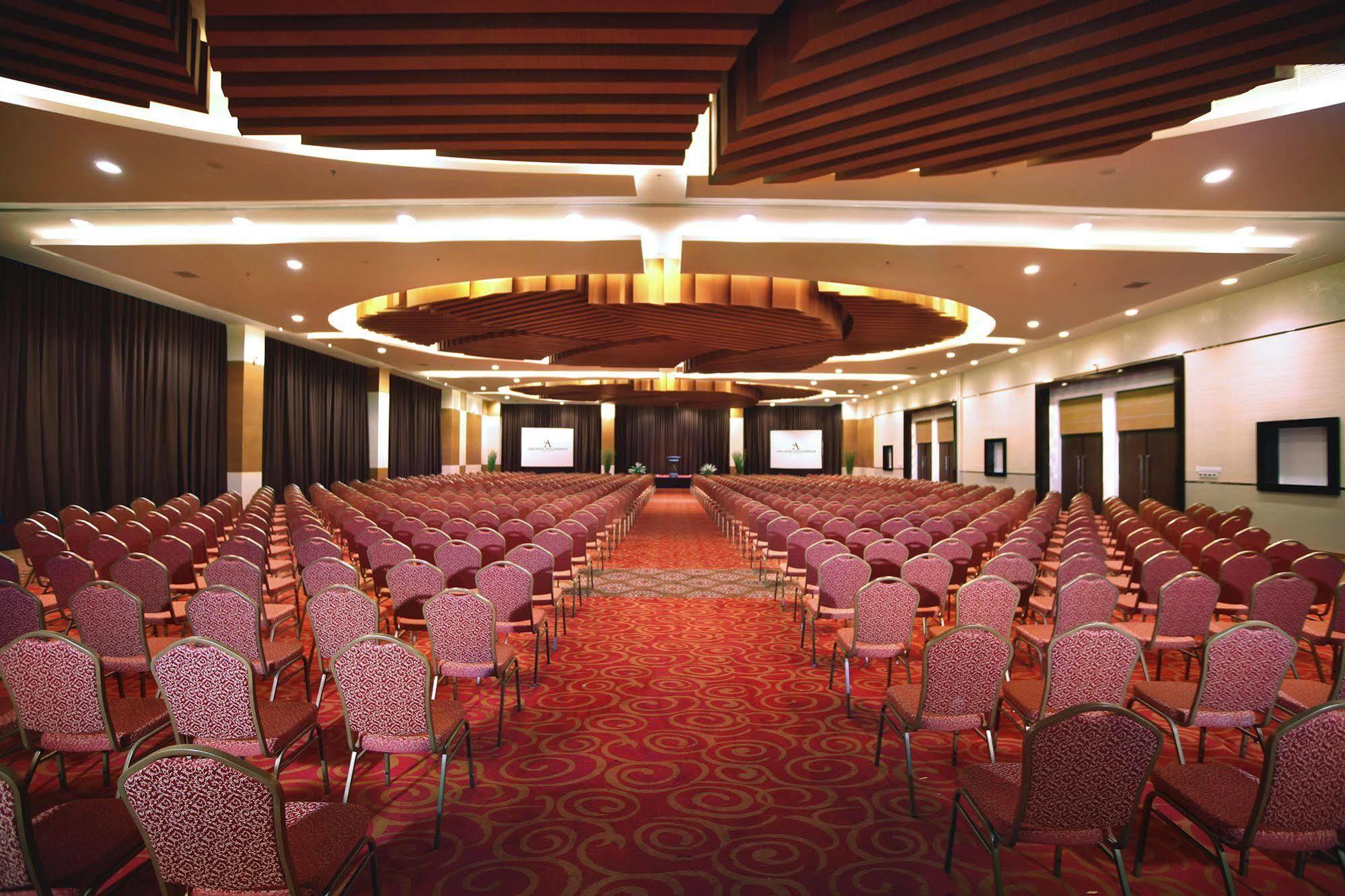 Atria Hotel Μαλάνγκ Εξωτερικό φωτογραφία