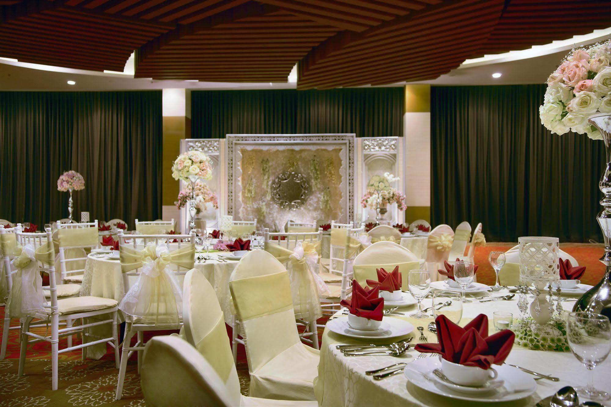 Atria Hotel Μαλάνγκ Εξωτερικό φωτογραφία
