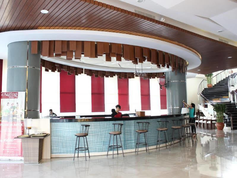 Atria Hotel Μαλάνγκ Εξωτερικό φωτογραφία