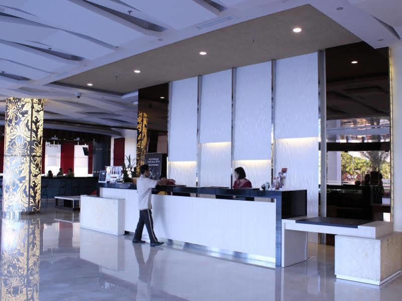 Atria Hotel Μαλάνγκ Εξωτερικό φωτογραφία